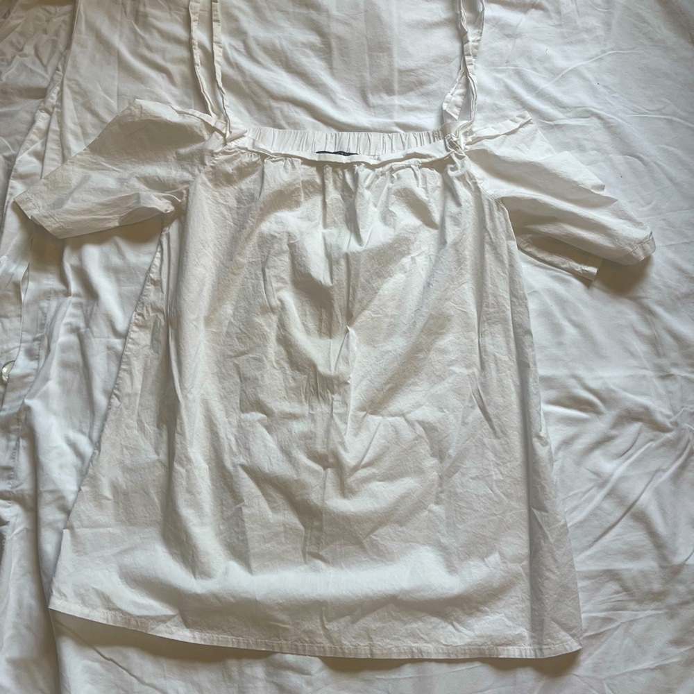 BooHoo Off the shoulder Dress white